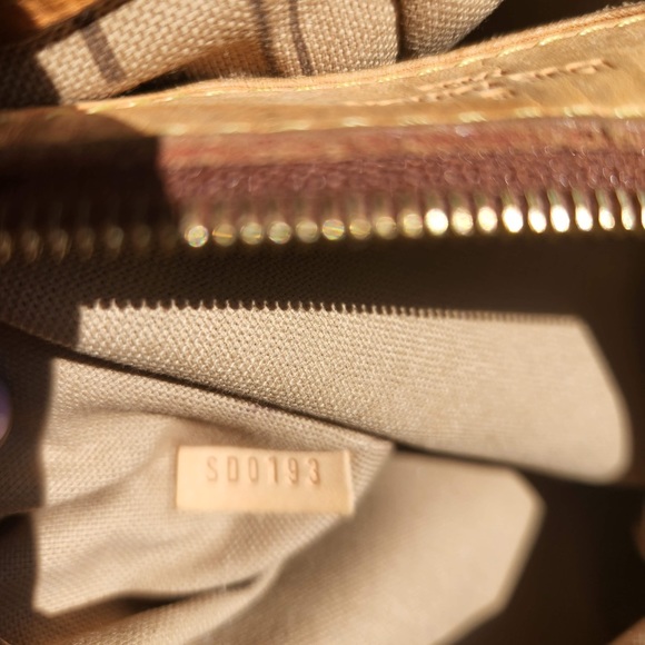 Pre-loved Used Louis Vuitton Monogram Delight PM - Picture 9 of 11